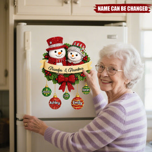 Snowman Grandparents on Christmas Wreath - Personalized Christmas Decal