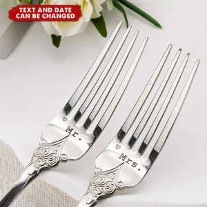 Personalized Mr & Mrs Wedding Forks - Laser Engraved Anniversary Gift Set (2 Forks + Kraft Box)