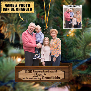 God Knew My Heart Needed Love - Personalized Custom Photo Mica Ornament - Christmas Gift For Family Member, Mom, Dad, Grandma, Grandpa
